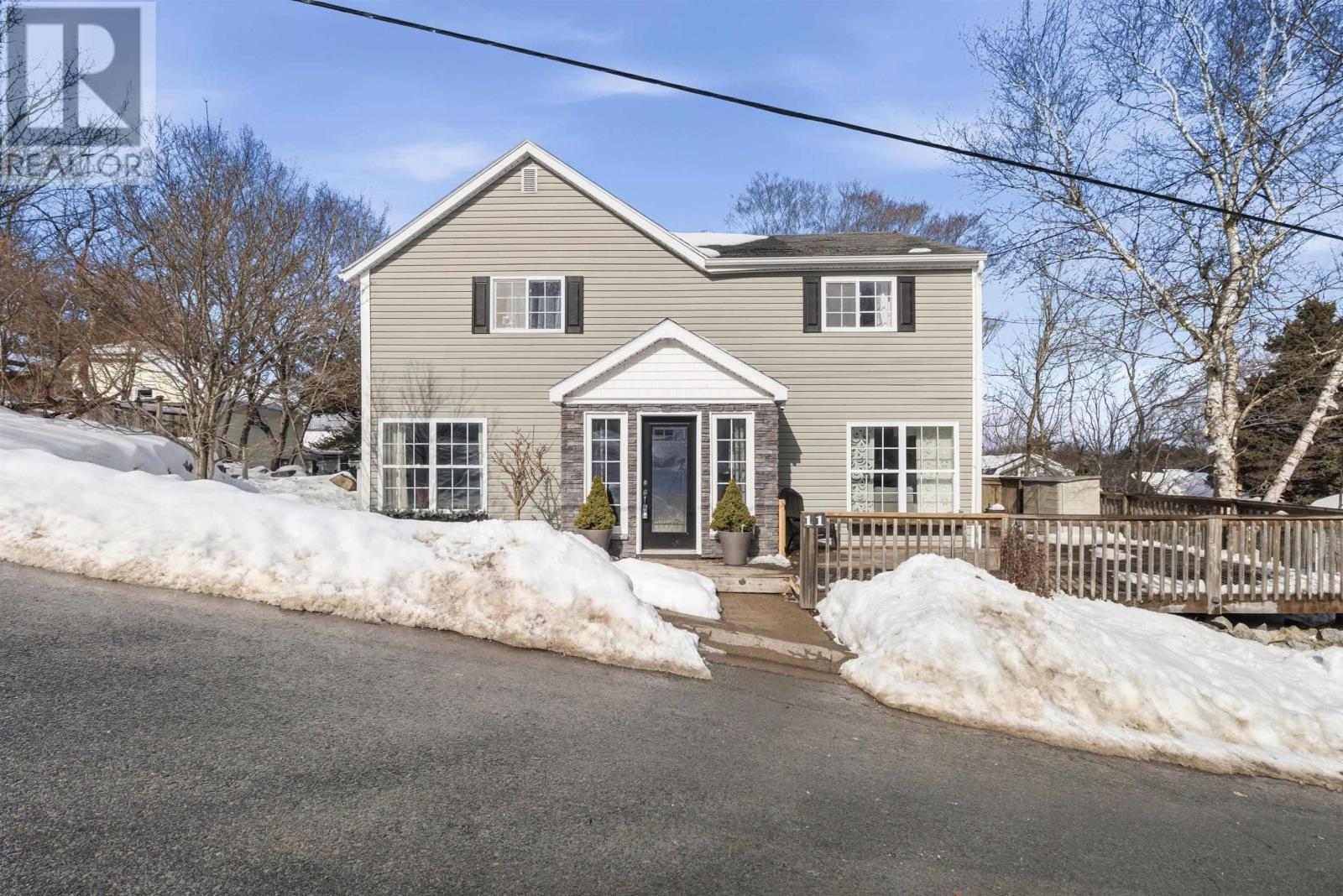 11 Maplewood Drive, Halifax, Nova Scotia  B3N 1C4 - Photo 2 - 202603124