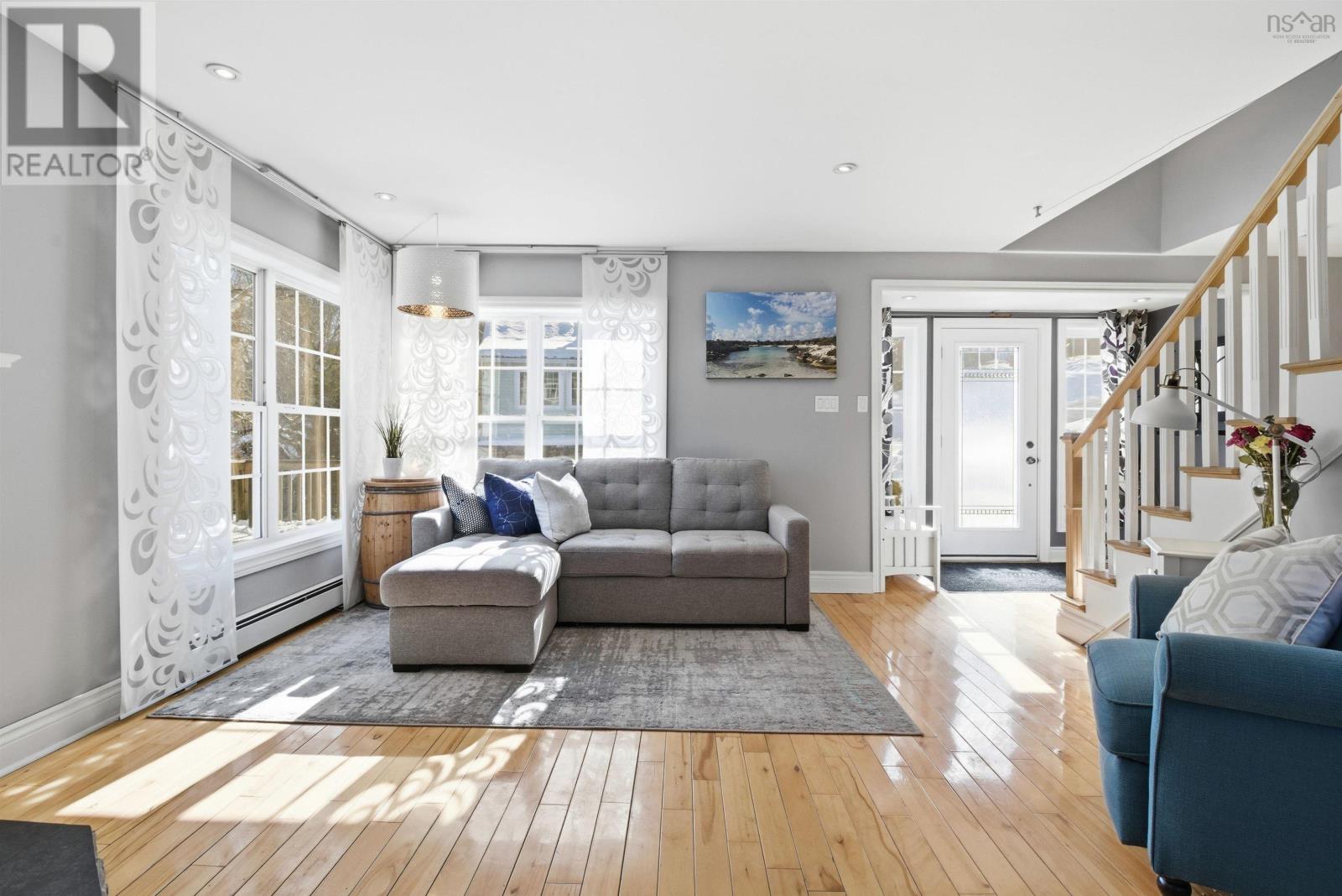 11 Maplewood Drive, Halifax, Nova Scotia  B3N 1C4 - Photo 9 - 202603124