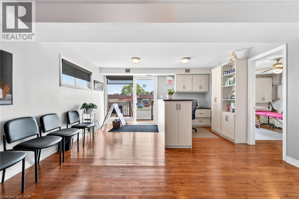 233 Garrison Road, Fort Erie, Ontario  L2A 1M8 - Photo 3 - 40767094