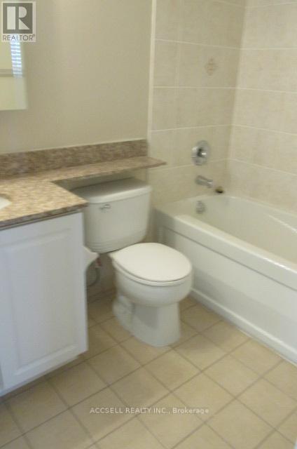 304 - 35 Via Rosedale, Brampton, Ontario  L6R 3J9 - Photo 8 - W12807198