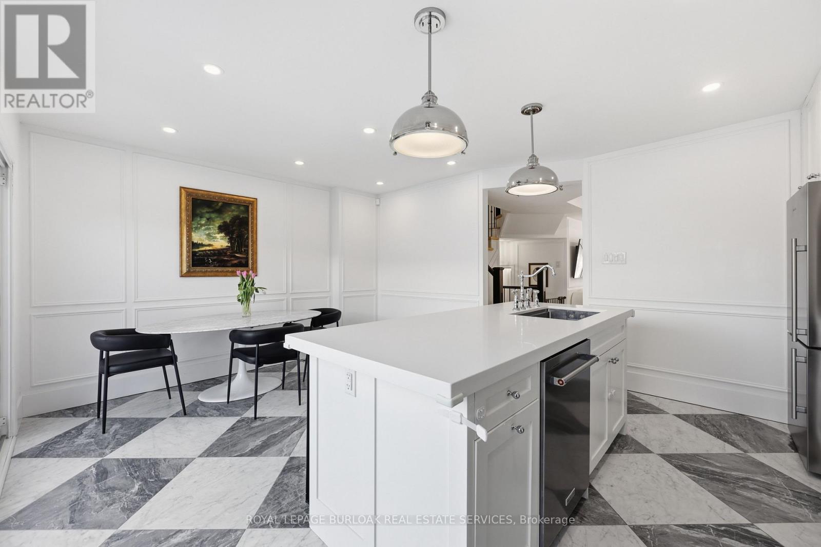 191 Gatwick Drive, Oakville, Ontario  L6H 6T6 - Photo 11 - W12807220