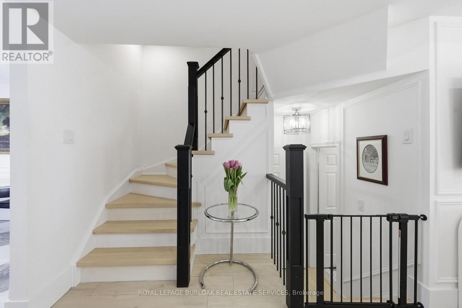 191 Gatwick Drive, Oakville, Ontario  L6H 6T6 - Photo 15 - W12807220