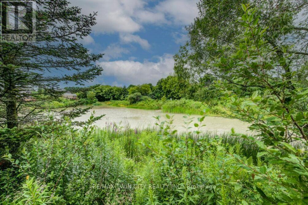 670 Salzburg Drive, Waterloo, Ontario  N2V 2N8 - Photo 49 - X12807238