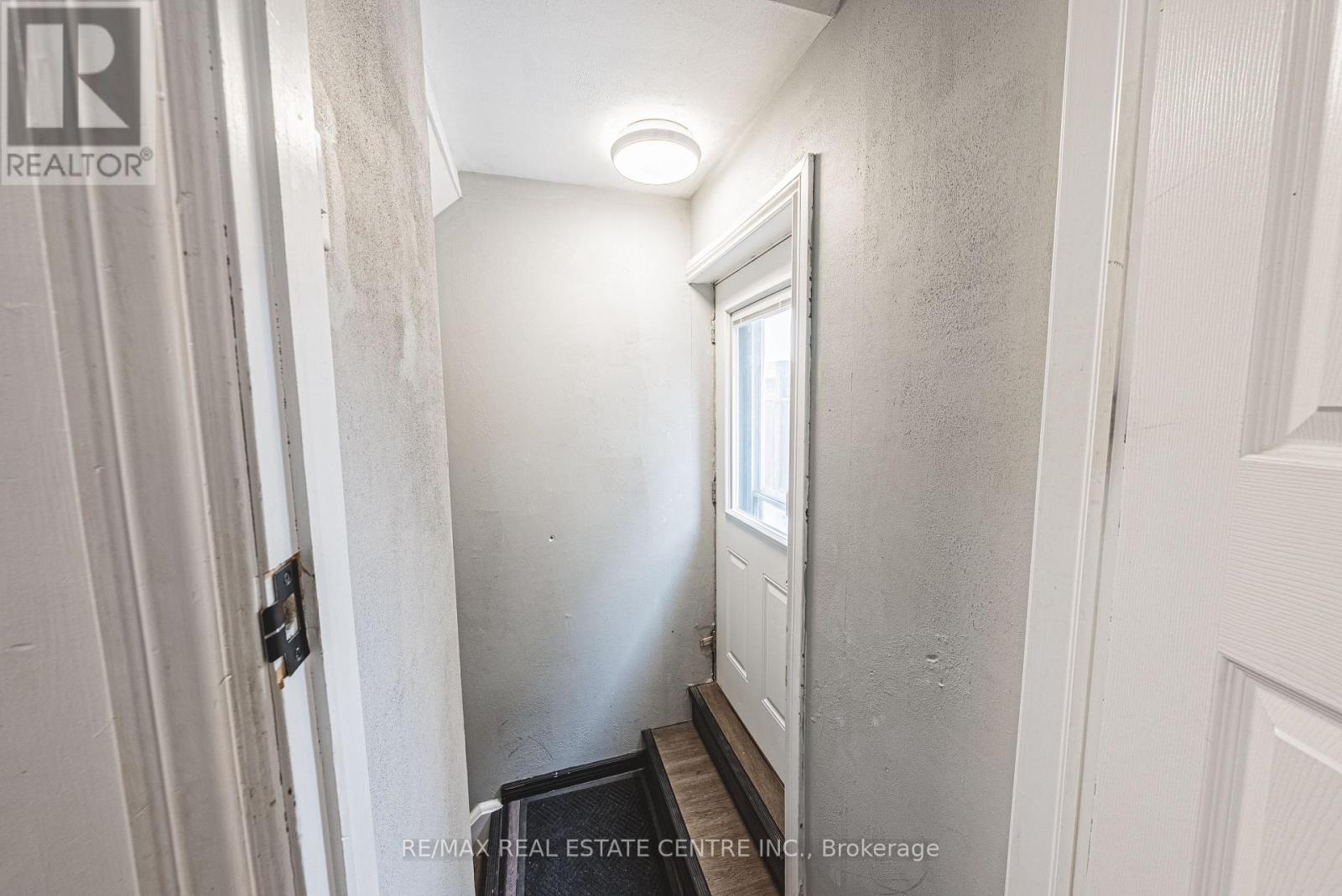 6 Second Road W, Hamilton, Ontario  L8J 2R8 - Photo 38 - X12807258