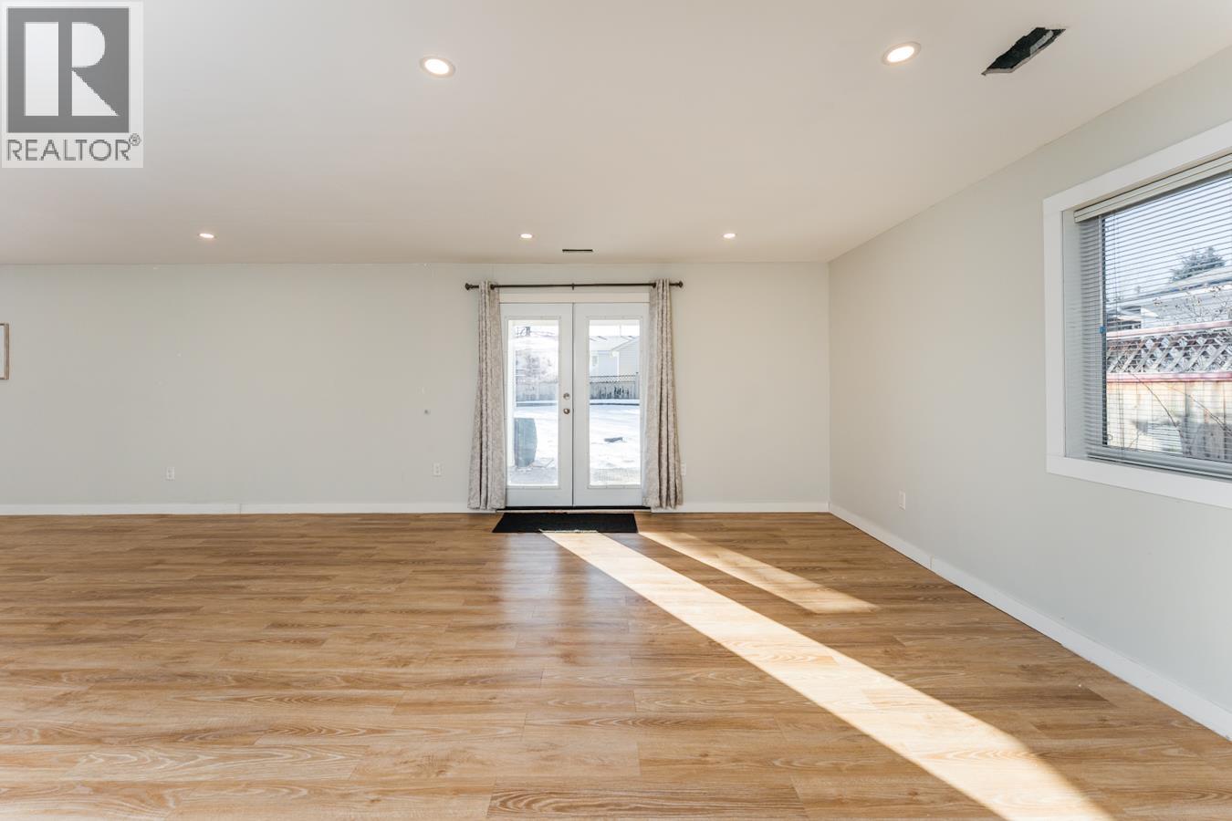 5745 Kovachich Drive, Prince George, British Columbia  V2N 6S8 - Photo 25 - R3092068