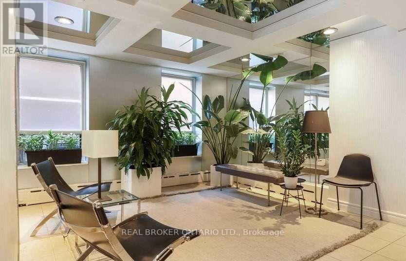 604 - 78 Warren Road W, Toronto, Ontario  M4V 2R6 - Photo 21 - C12664206