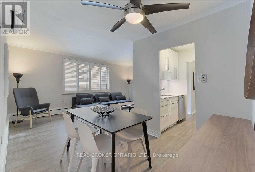 604 - 78 Warren Road W, Toronto, Ontario  M4V 2R6 - Photo 6 - C12664206