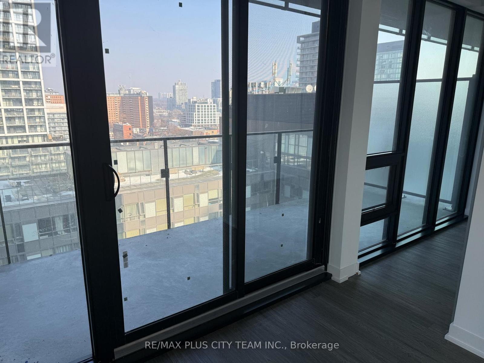 1305 - 284 KING STREET E, Toronto, Ontario