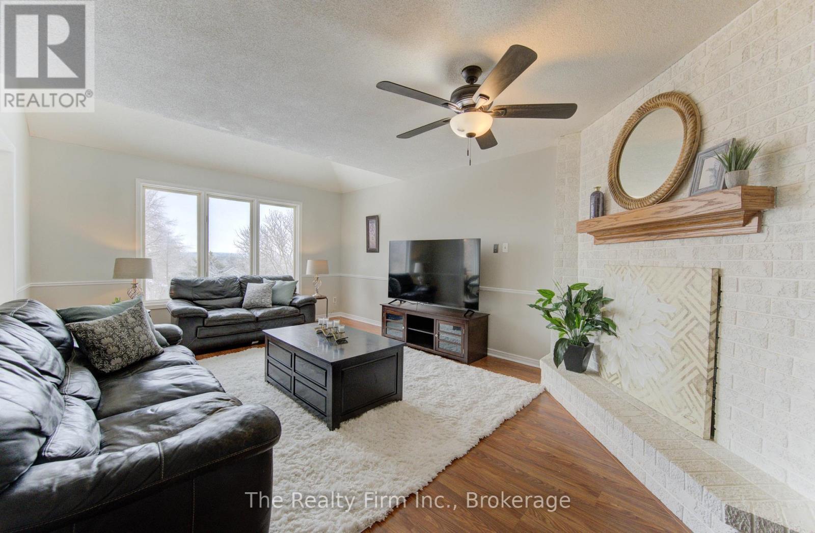 224 Brembel Court, Kitchener, Ontario  N2B 3T7 - Photo 21 - X12807452