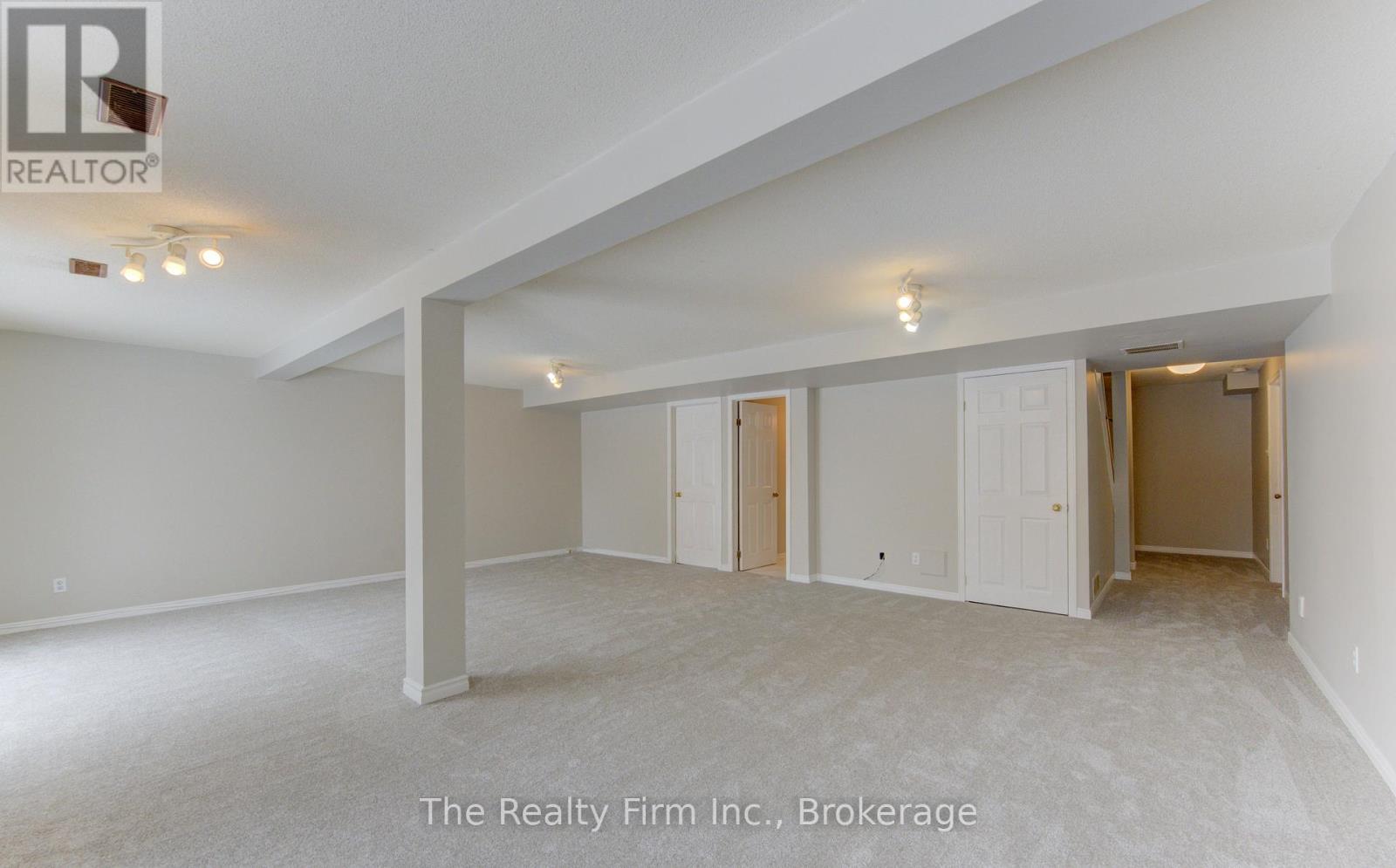 224 Brembel Court, Kitchener, Ontario  N2B 3T7 - Photo 38 - X12807452