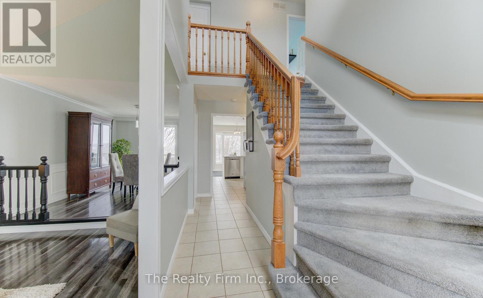 224 Brembel Court, Kitchener, Ontario  N2B 3T7 - Photo 4 - X12807452