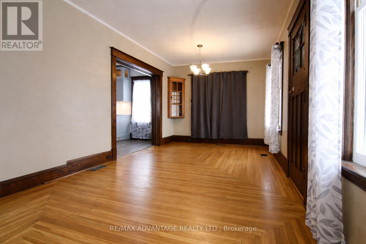 245 Colborne Street, Central Elgin, Ontario  N5L 1B9 - Photo 13 - X12806470