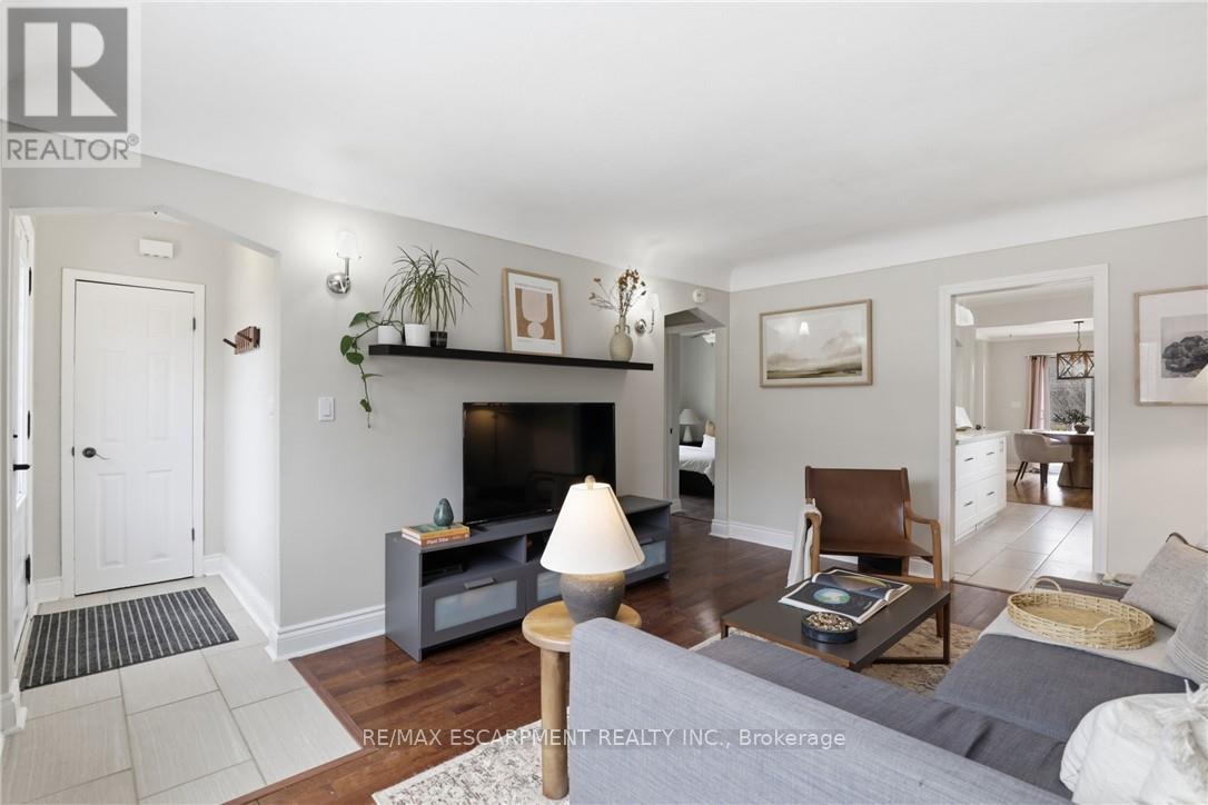 32 Audrey Street, Hamilton, Ontario  L8V 1G4 - Photo 7 - X12806784