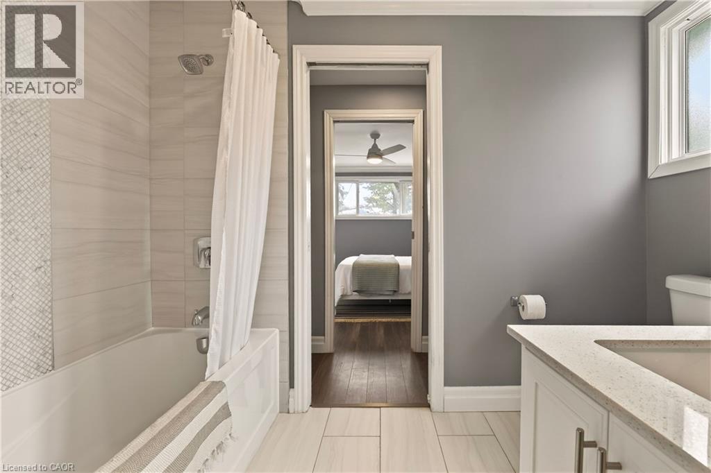 51 Fonthill Road, Hamilton, Ontario  L9C 6A1 - Photo 22 - 40806526