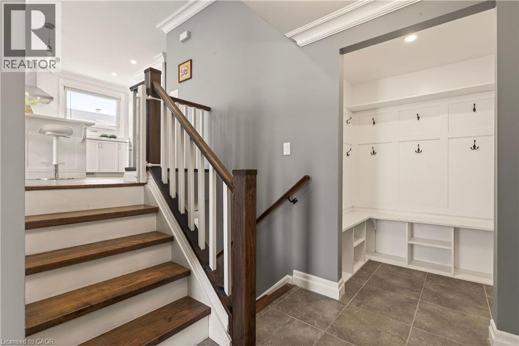 51 Fonthill Road, Hamilton, Ontario  L9C 6A1 - Photo 3 - 40806526