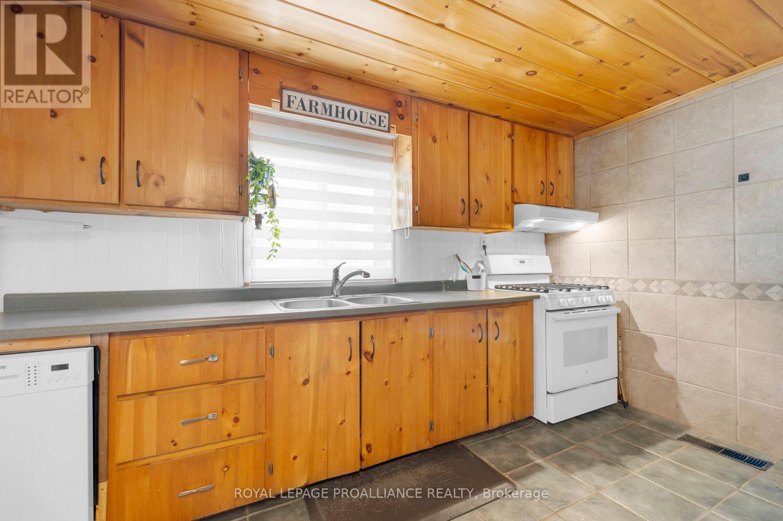 369 5th Concession Road S, Addington Highlands, Ontario  K0H 1P0 - Photo 16 - X12807394