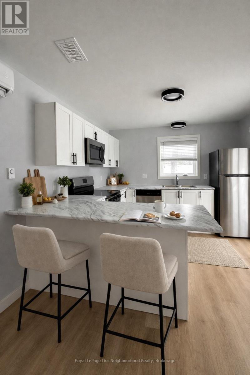 Unit 3 - 1382 Leighton Road, Peterborough, Ontario  K9H 6W6 - Photo 4 - X12807398