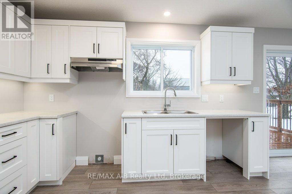 38 Jacob St Street E, East Zorra-Tavistock (Tavistock), Ontario  N0B 2R0 - Photo 24 - X12807438