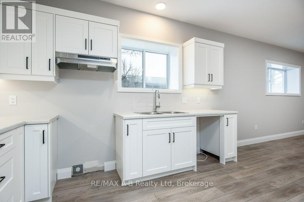 38 Jacob St Street E, East Zorra-Tavistock (Tavistock), Ontario  N0B 2R0 - Photo 41 - X12807438