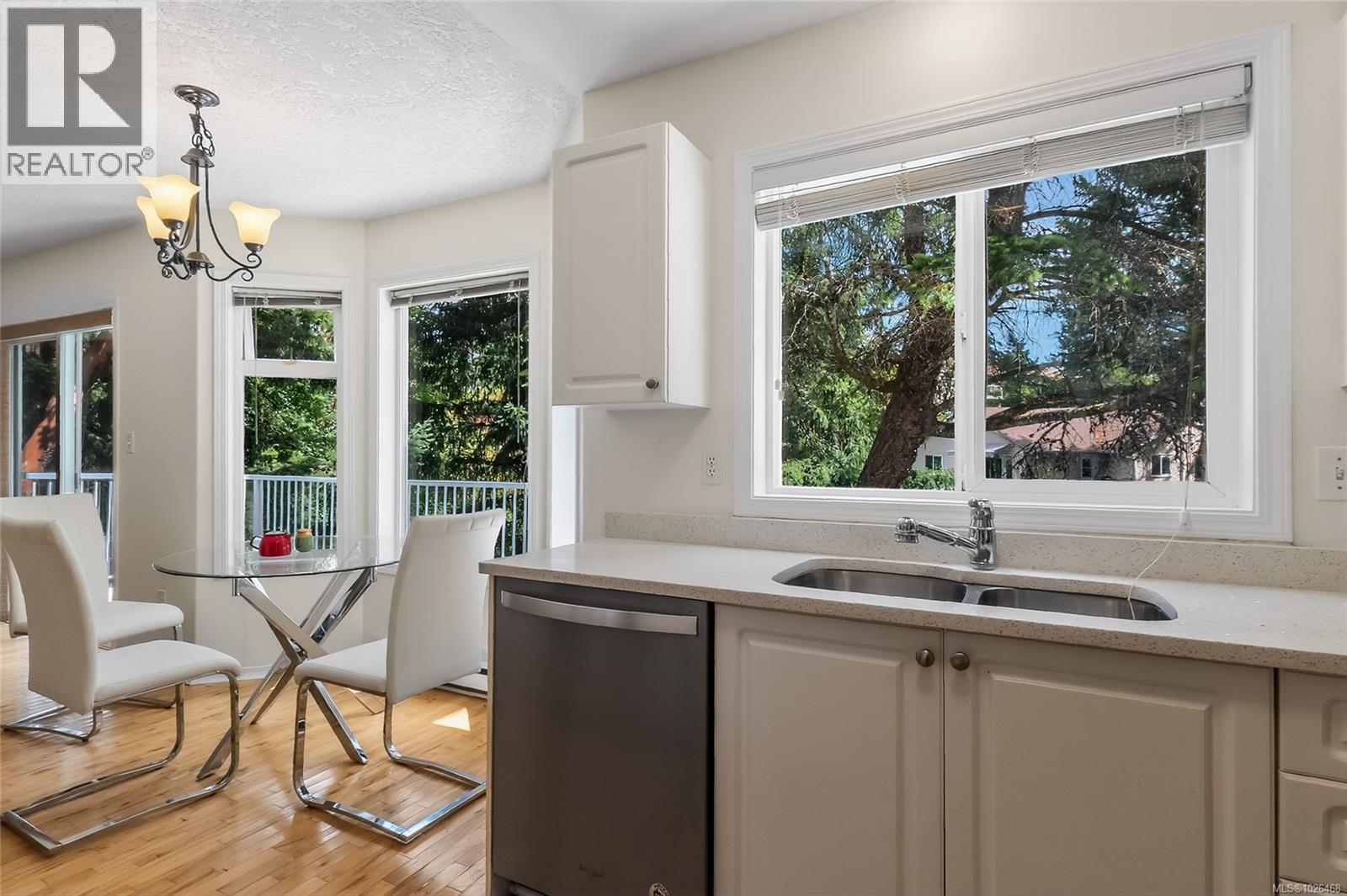 407 Coralee Pl, Langford, British Columbia  V9B 6C4 - Photo 14 - 1026468