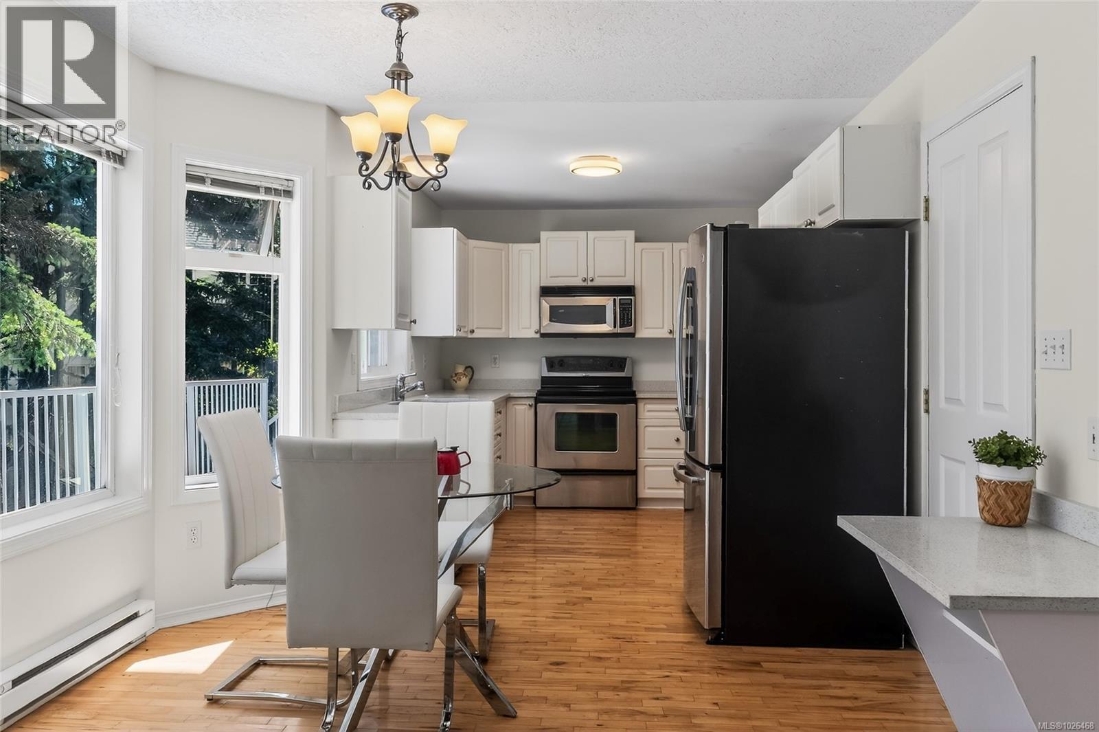 407 Coralee Pl, Langford, British Columbia  V9B 6C4 - Photo 15 - 1026468