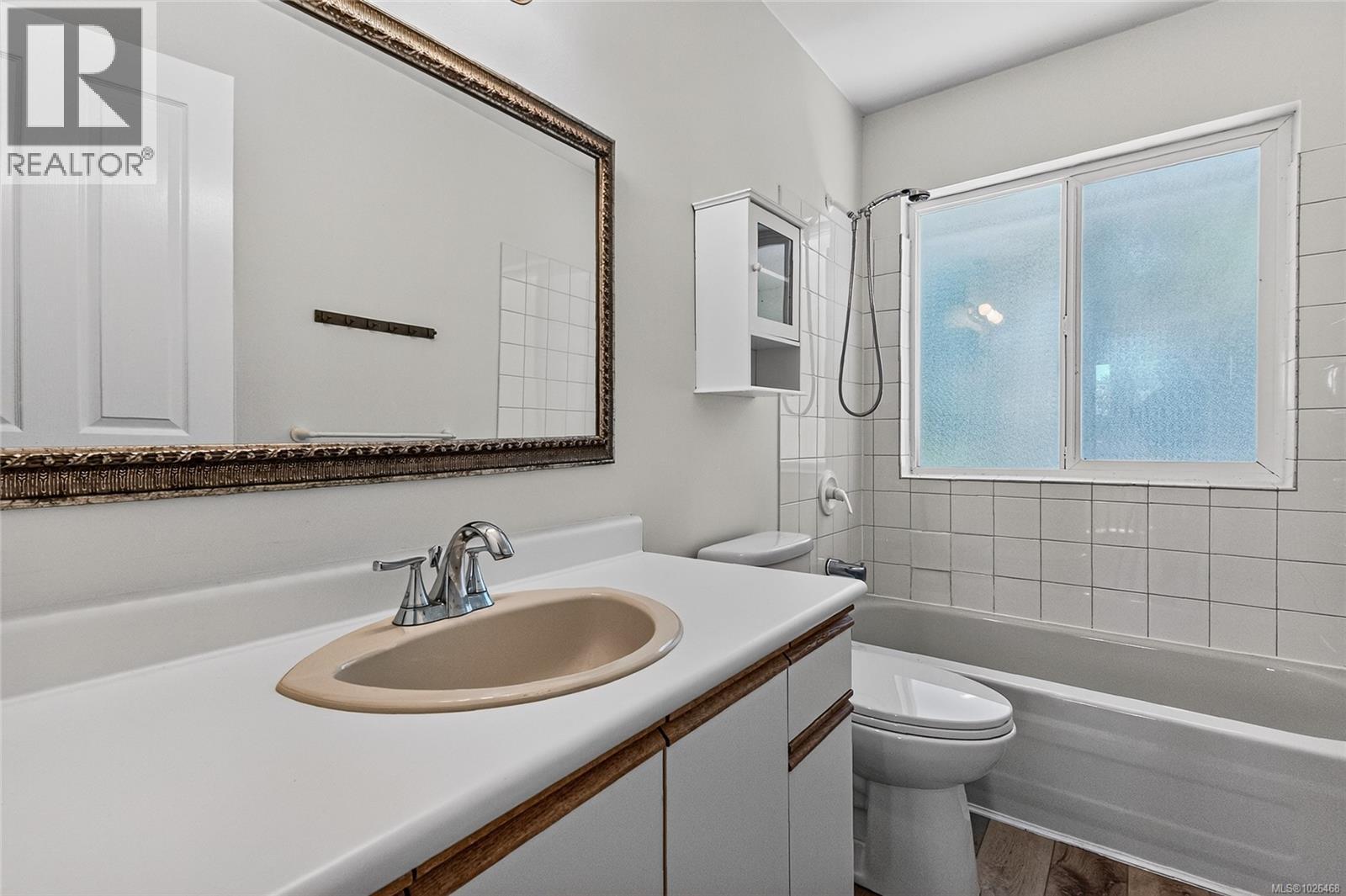 407 Coralee Pl, Langford, British Columbia  V9B 6C4 - Photo 31 - 1026468