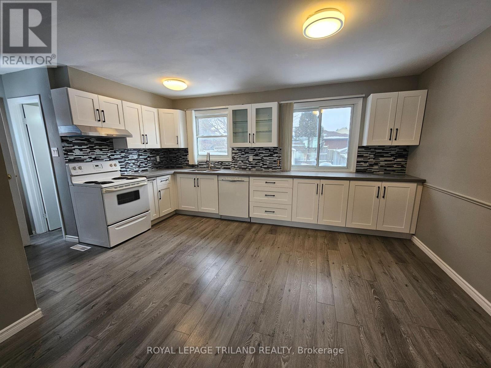 1004 Lawson Road, London North, Ontario  N6G 3M2 - Photo 1 - X12807288