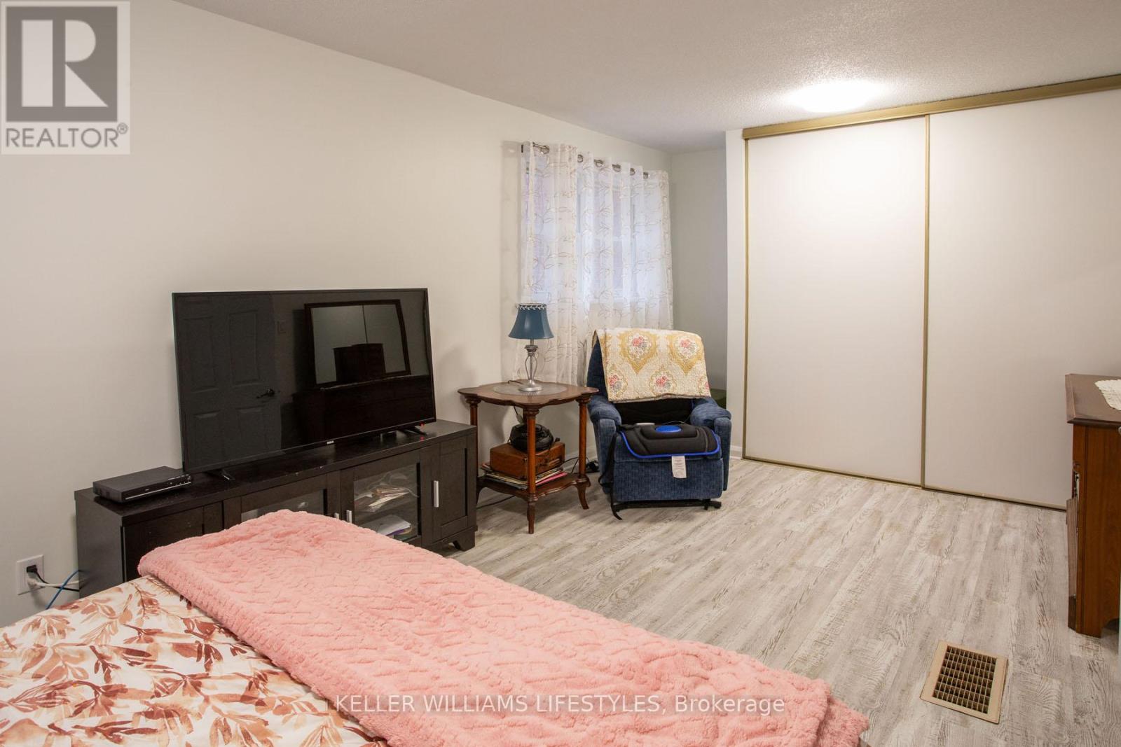 36 Graydon Street, London East, Ontario  N5W 2H7 - Photo 13 - X12807314