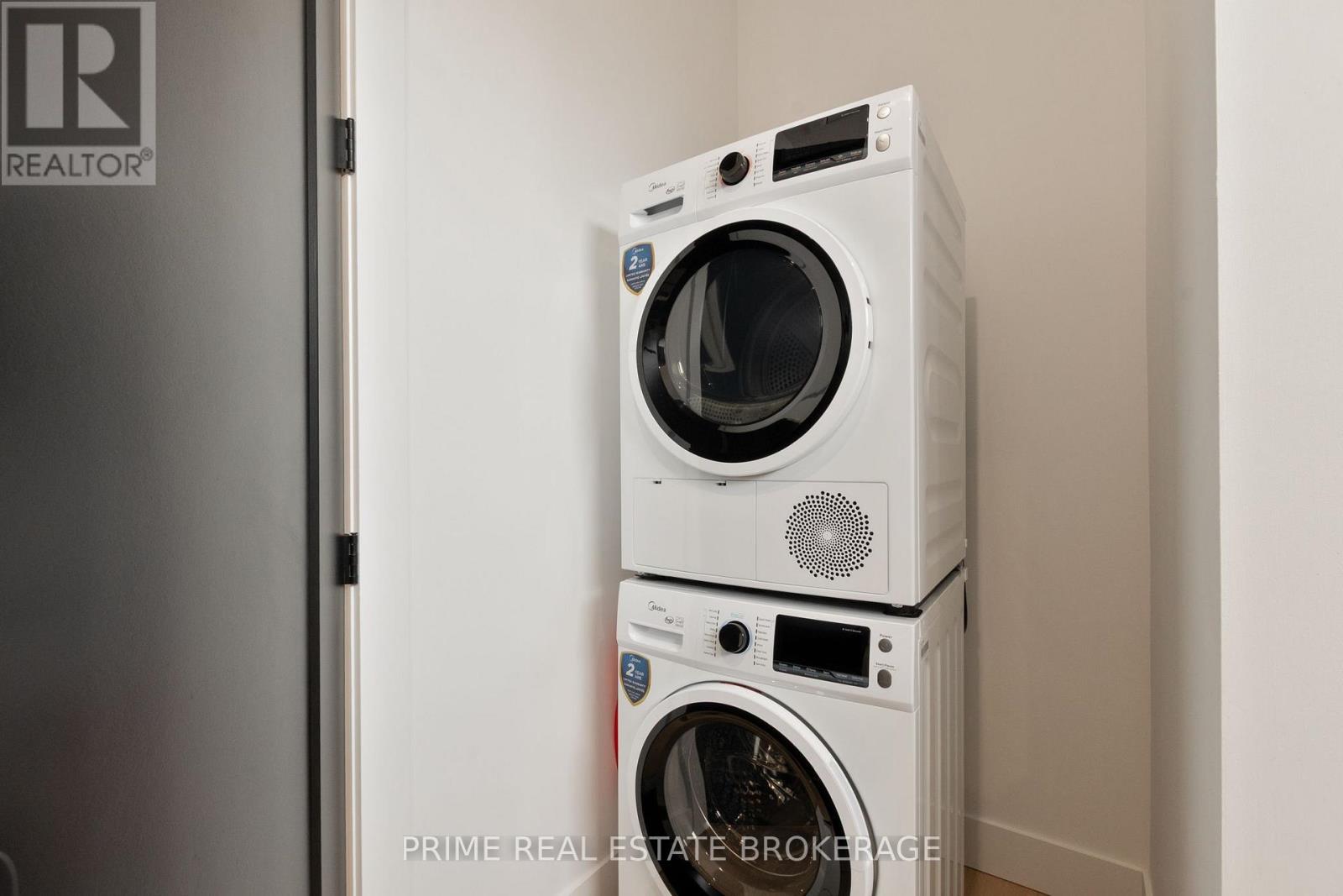 417 Baseline Road E, London South, Ontario  N6C 2P5 - Photo 22 - X12807332