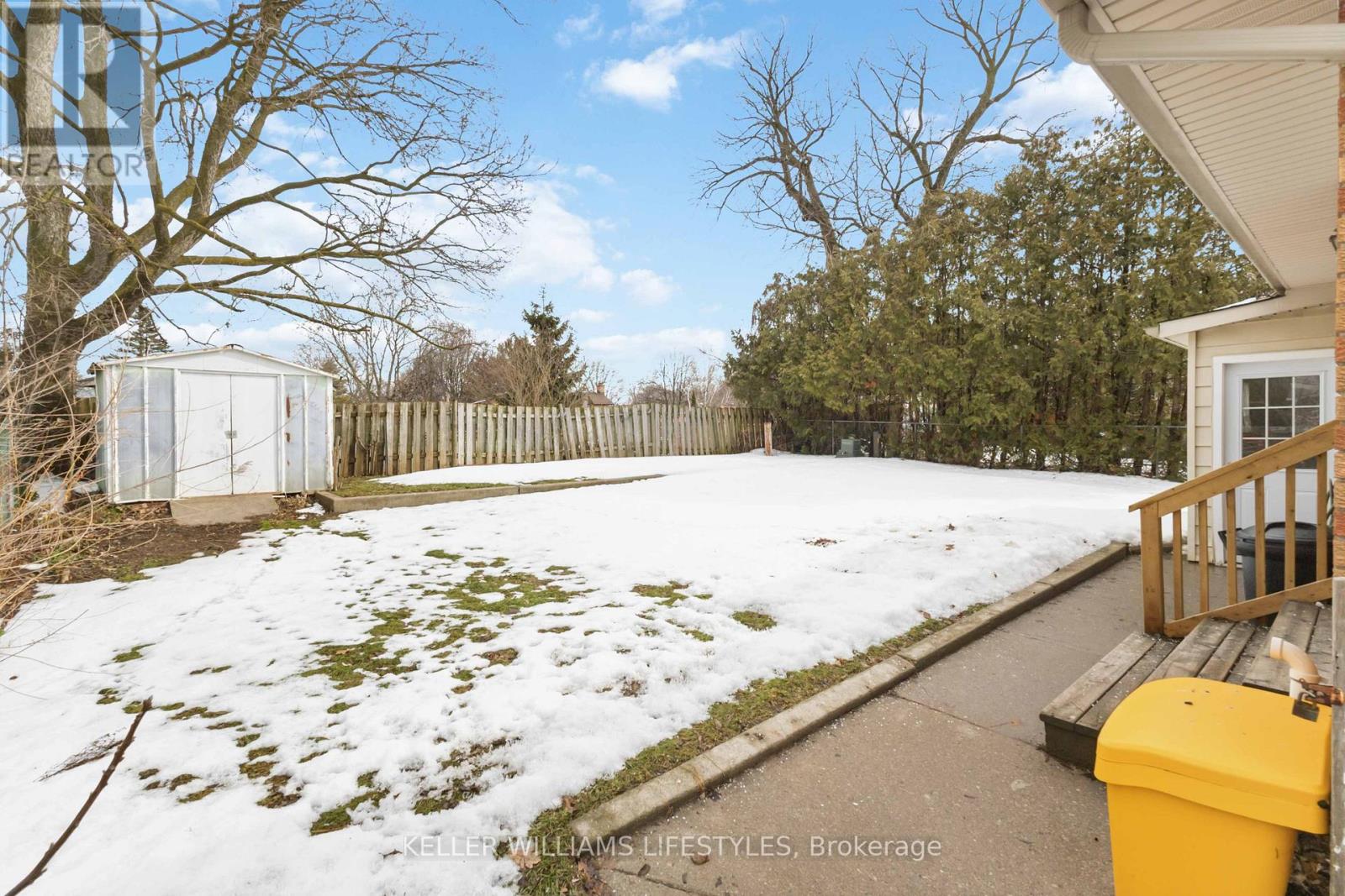 Upper - 32 Rollscourt Gardens, London North, Ontario  N6G 1M1 - Photo 29 - X12807356