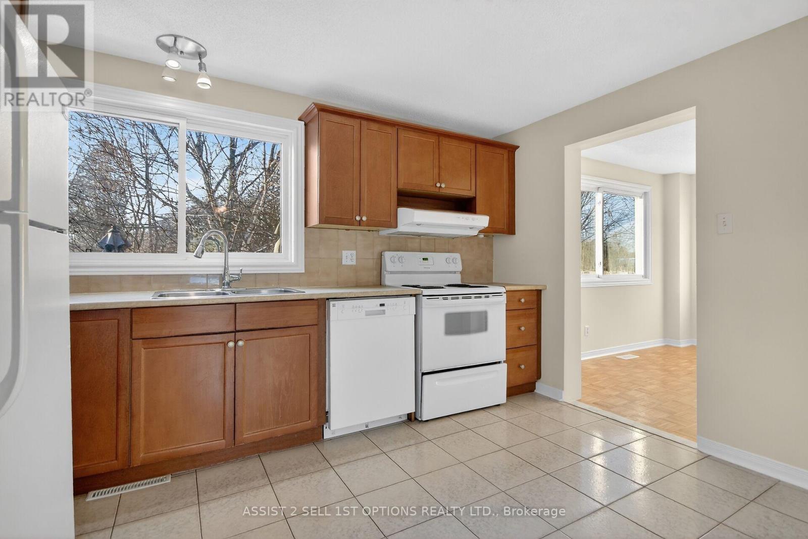 3 Benlea Drive, Ottawa, Ontario  K2G 4A3 - Photo 11 - X12807442