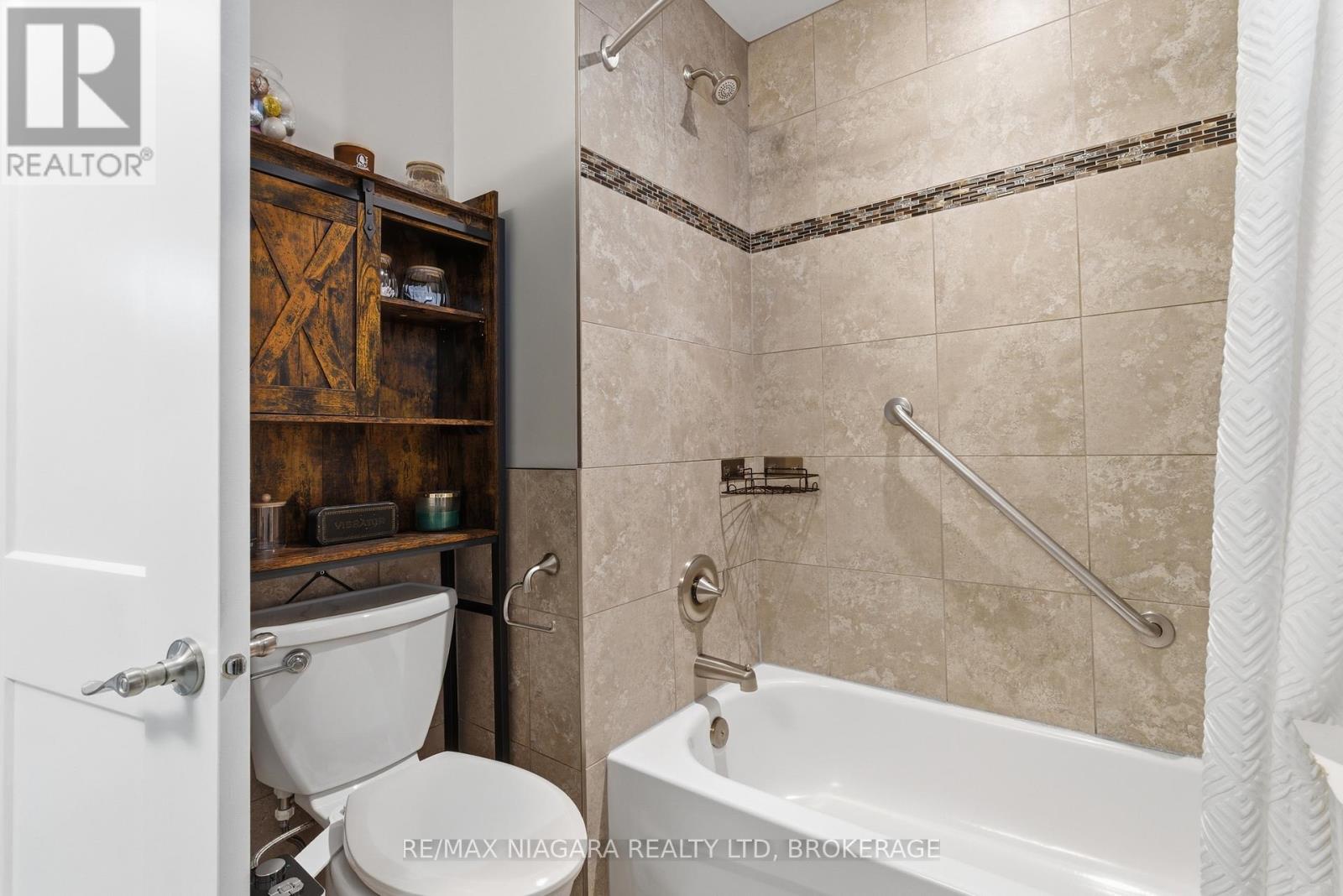 1350 Haist Street, Pelham, Ontario  L0S 1M0 - Photo 19 - X12807322