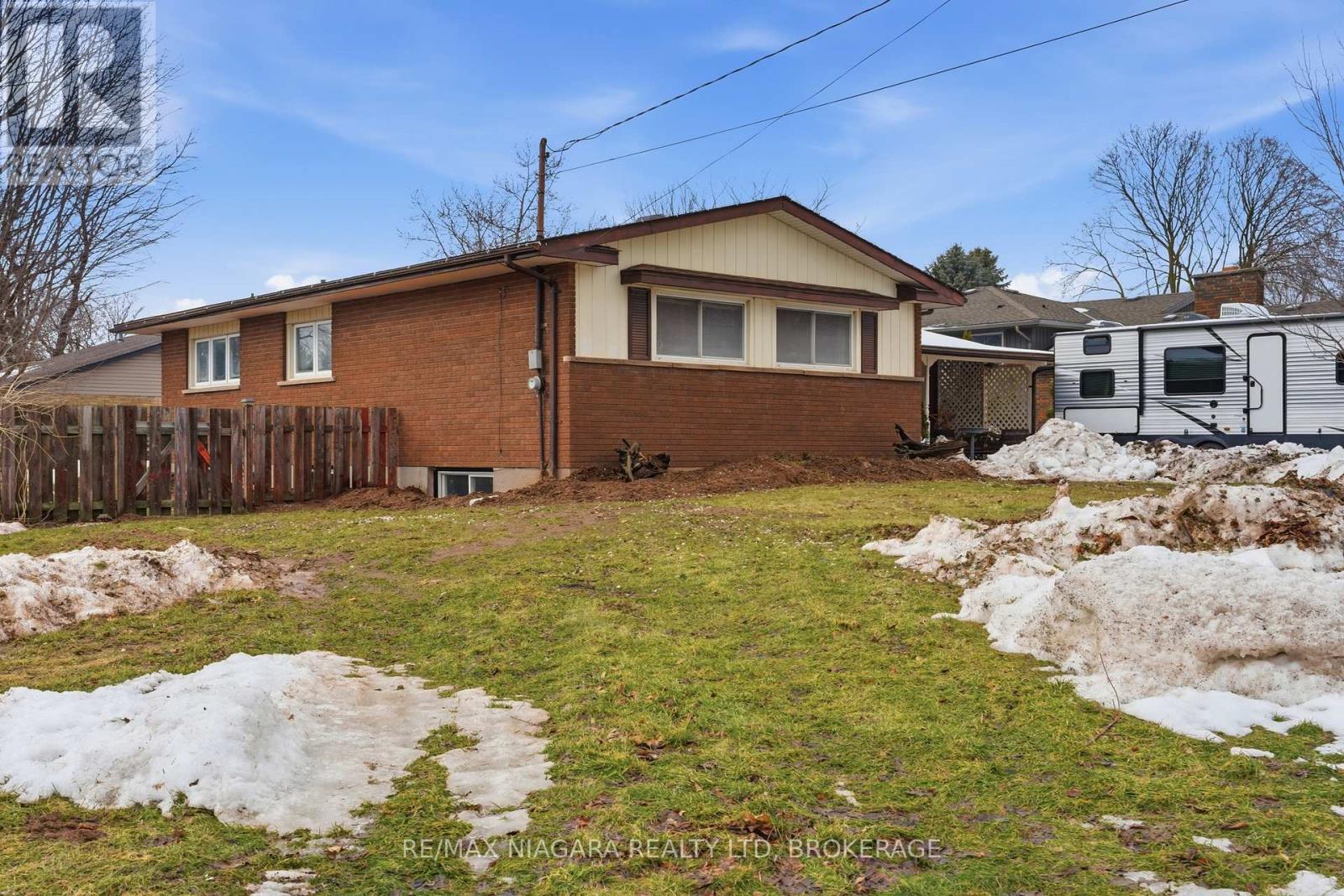 1350 Haist Street, Pelham, Ontario  L0S 1M0 - Photo 32 - X12807322