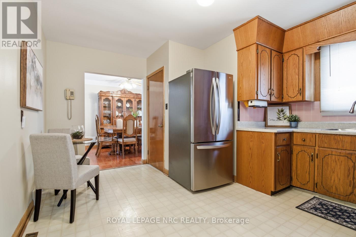 149 Afton Avenue, Welland, Ontario  L3B 1W2 - Photo 11 - X12807418