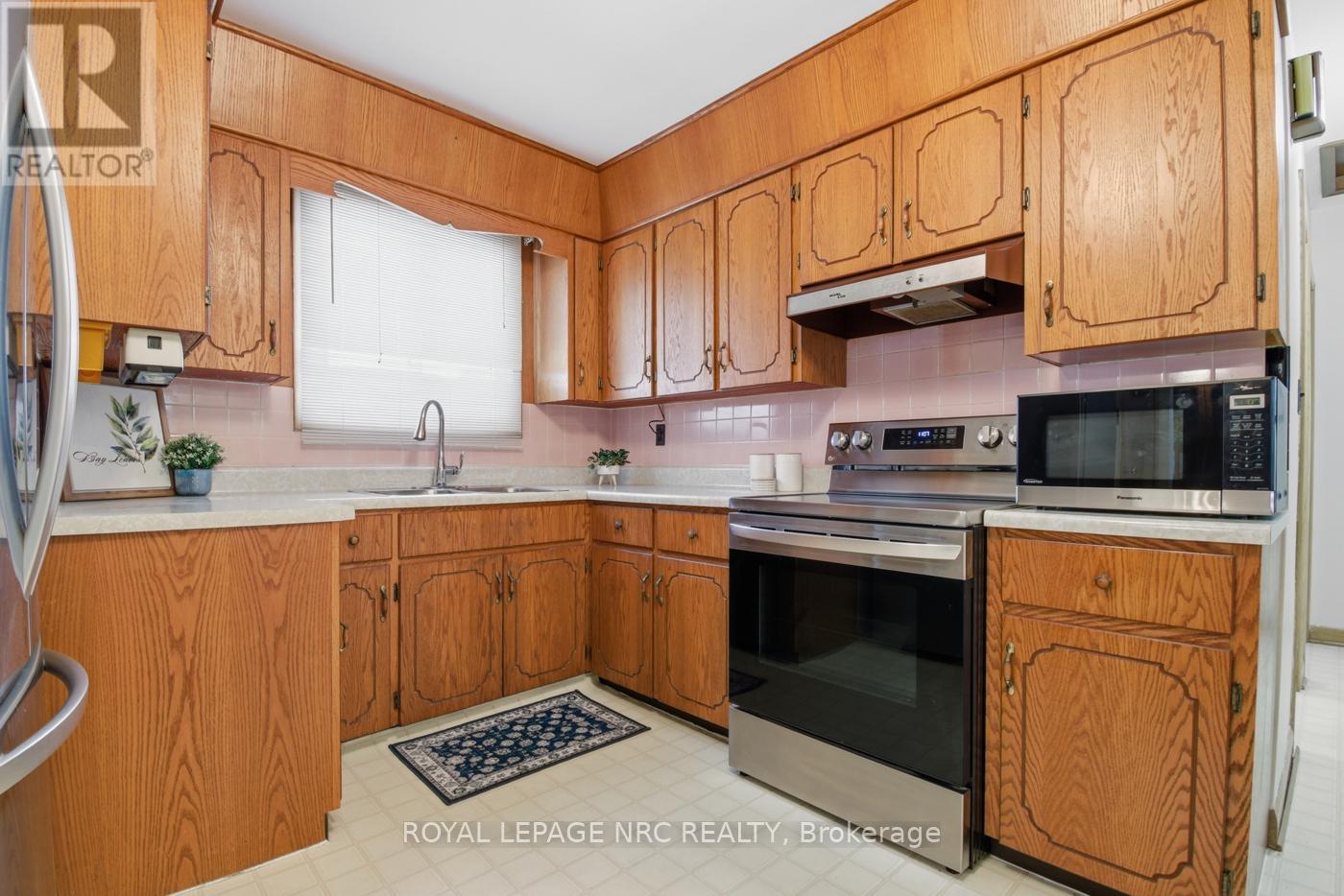 149 Afton Avenue, Welland, Ontario  L3B 1W2 - Photo 9 - X12807418