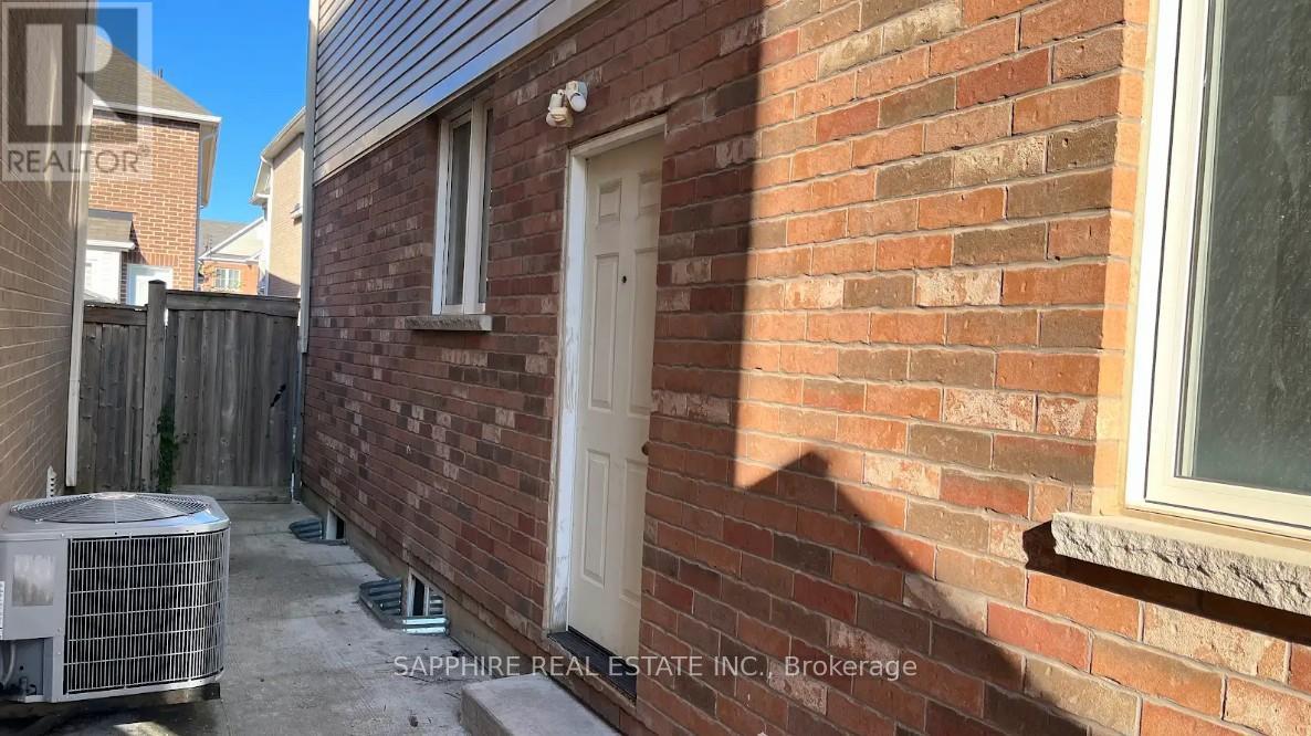 325 Trudeau Drive E, Milton, Ontario  L9T 8Y7 - Photo 35 - W12785236