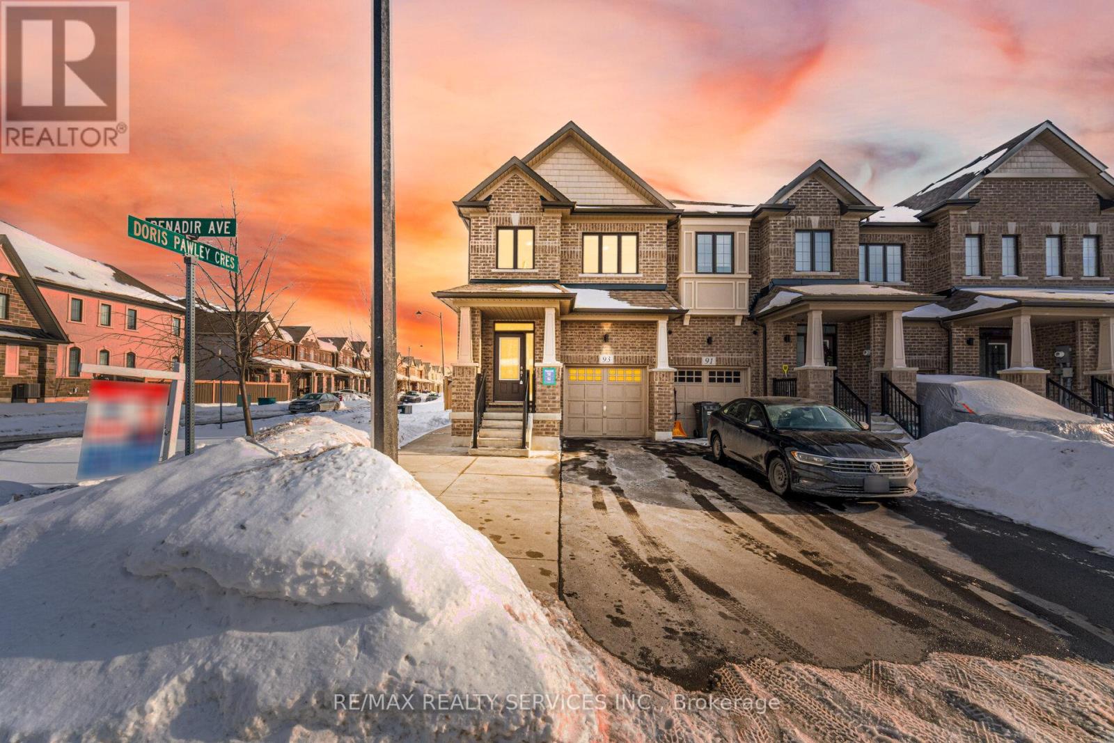 93 BENADIR AVENUE, Caledon, Ontario