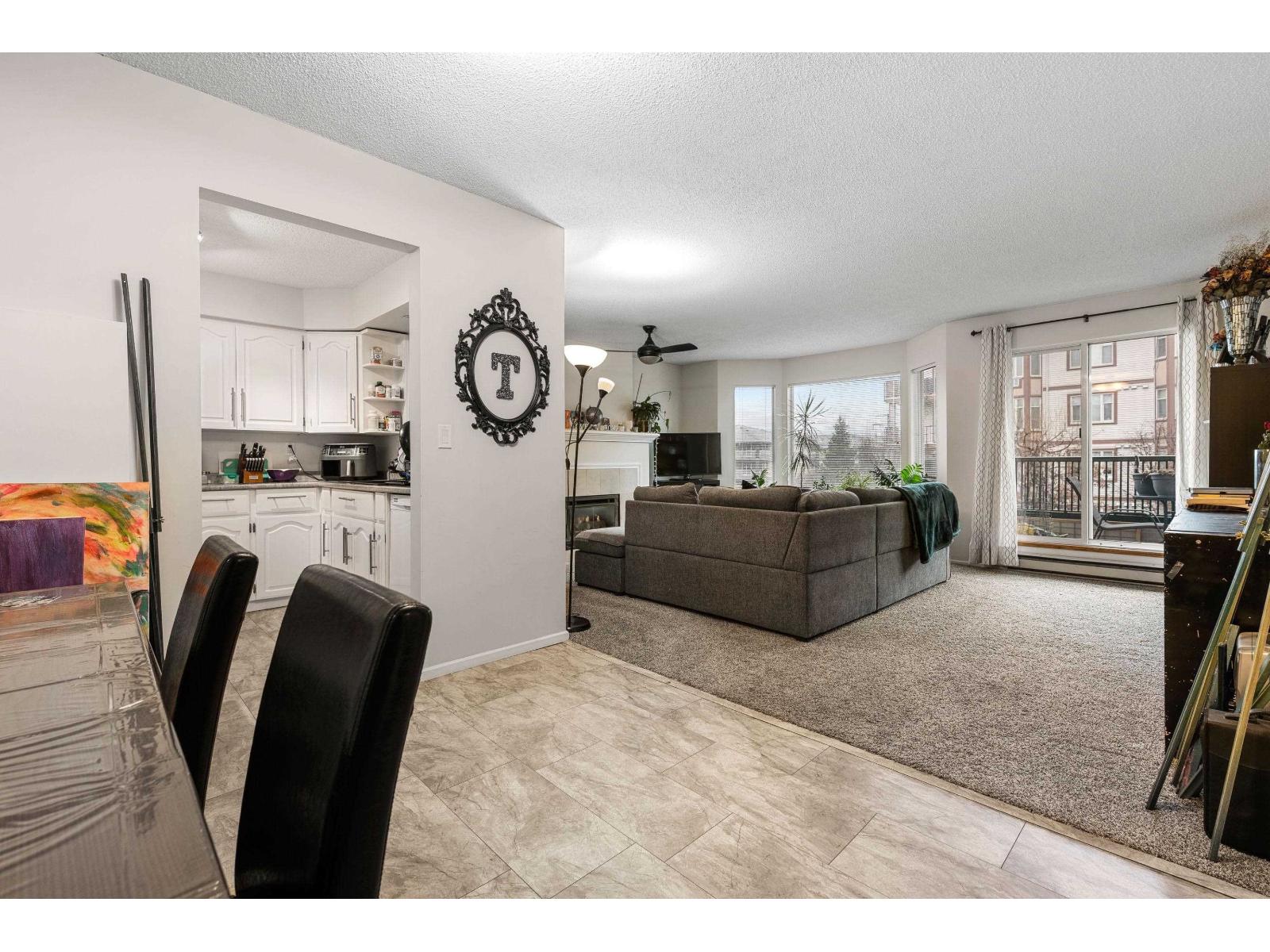 202 45604 Brett Avenue, Chilliwack Proper West, Chilliwack, British Columbia  V2P 1N9 - Photo 3 - R3090358