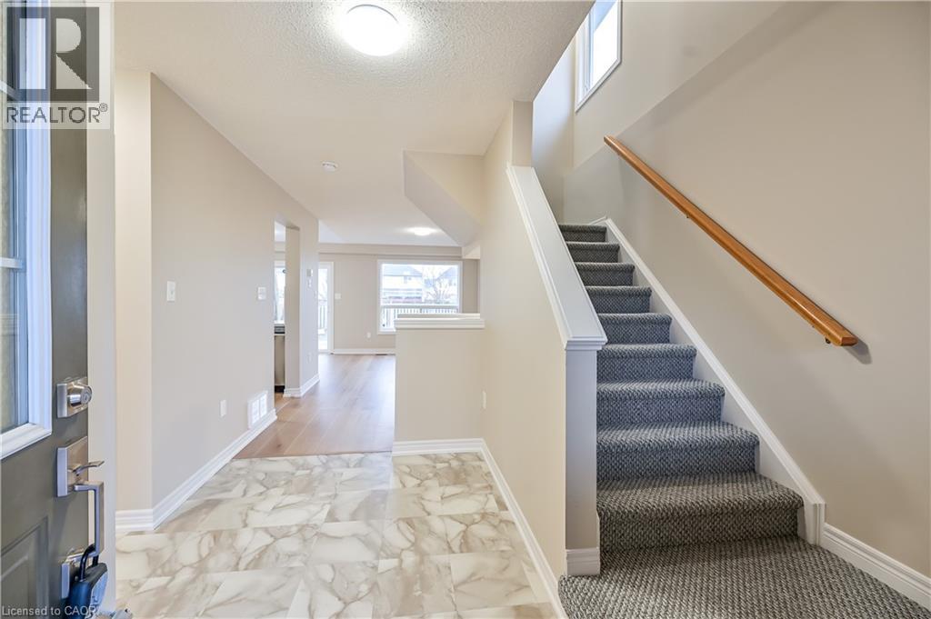 8 Livingstone Crescent, Cambridge, Ontario  N3H 3S7 - Photo 3 - 40799274