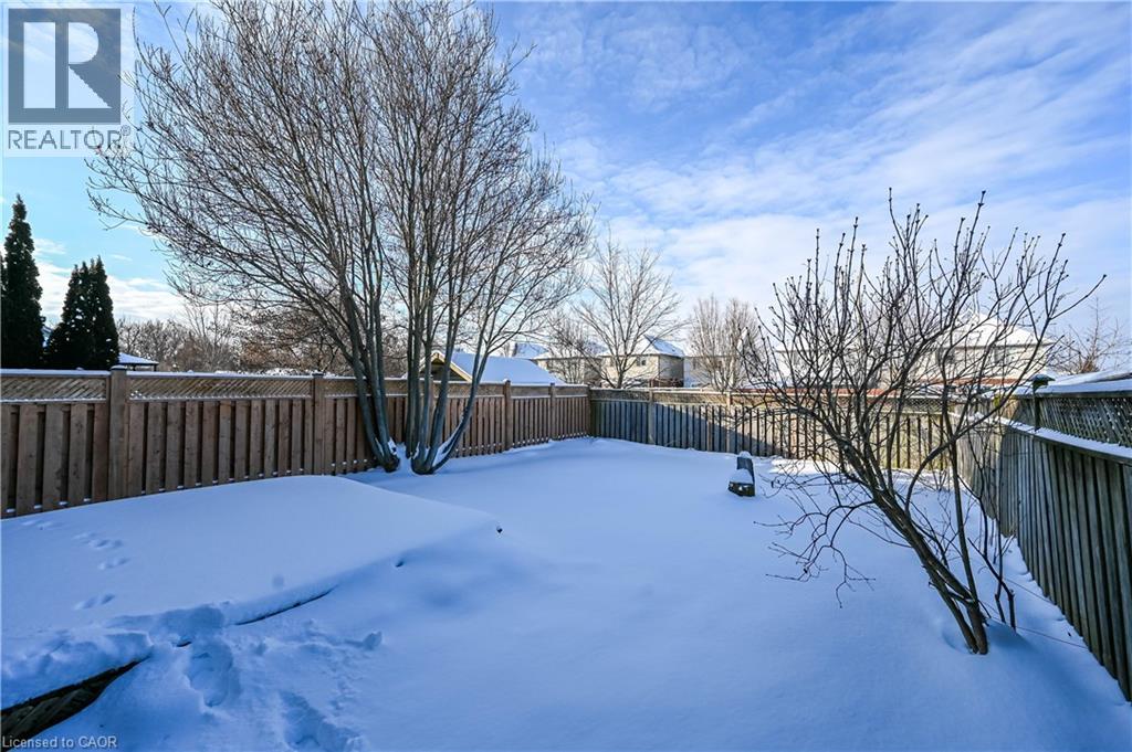 8 Livingstone Crescent, Cambridge, Ontario  N3H 3S7 - Photo 43 - 40799274