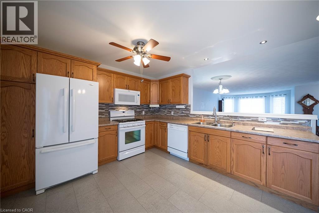 11 Falls Crescent, Simcoe, Ontario  N3Y 5K5 - Photo 3 - 40806455