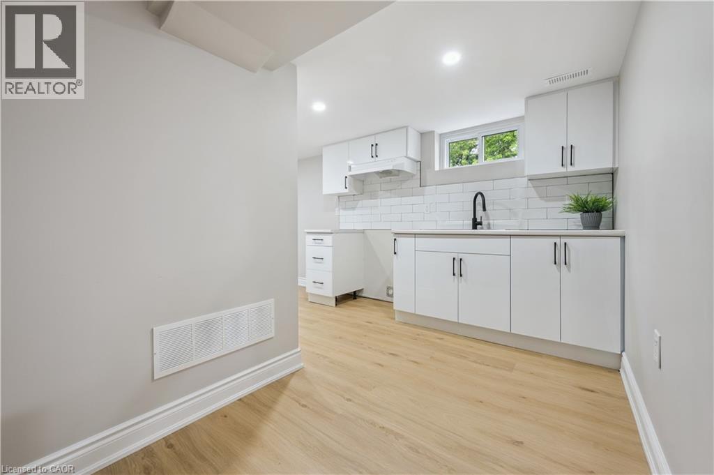 56 Dover Street Unit# Lower, Waterloo, Ontario  N2J 1Z1 - Photo 5 - 40806492