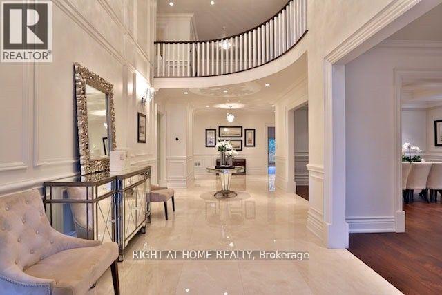 11 York Road, Toronto, Ontario  M2L 1H4 - Photo 2 - C12807284