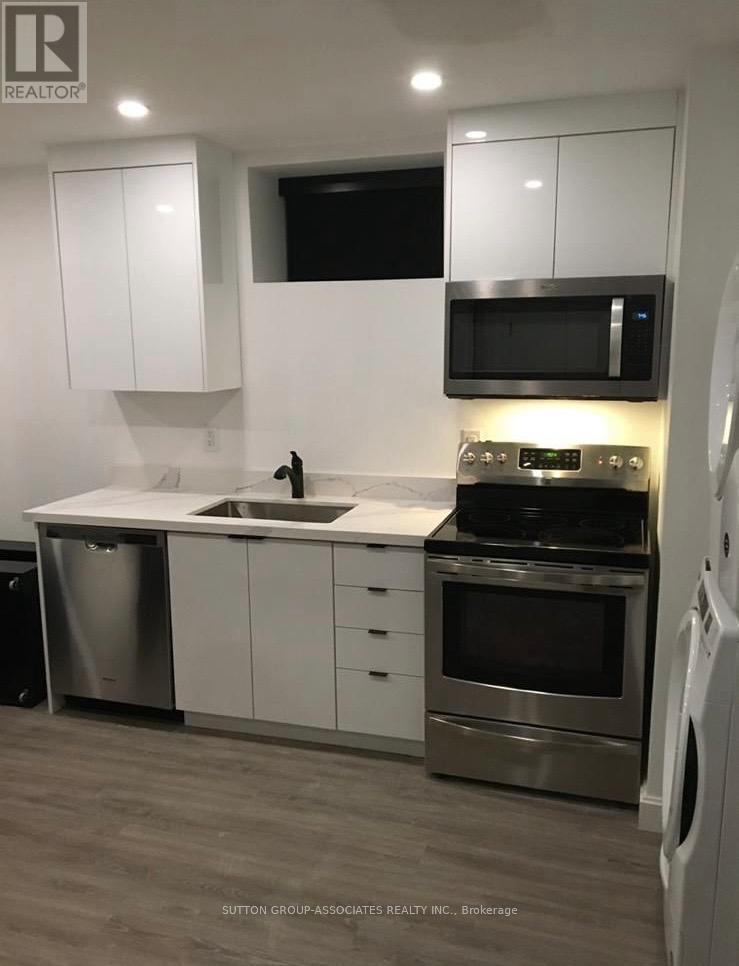 Lower - 222 Wychwood Avenue, Toronto, Ontario  M6C 2T3 - Photo 3 - C12807330