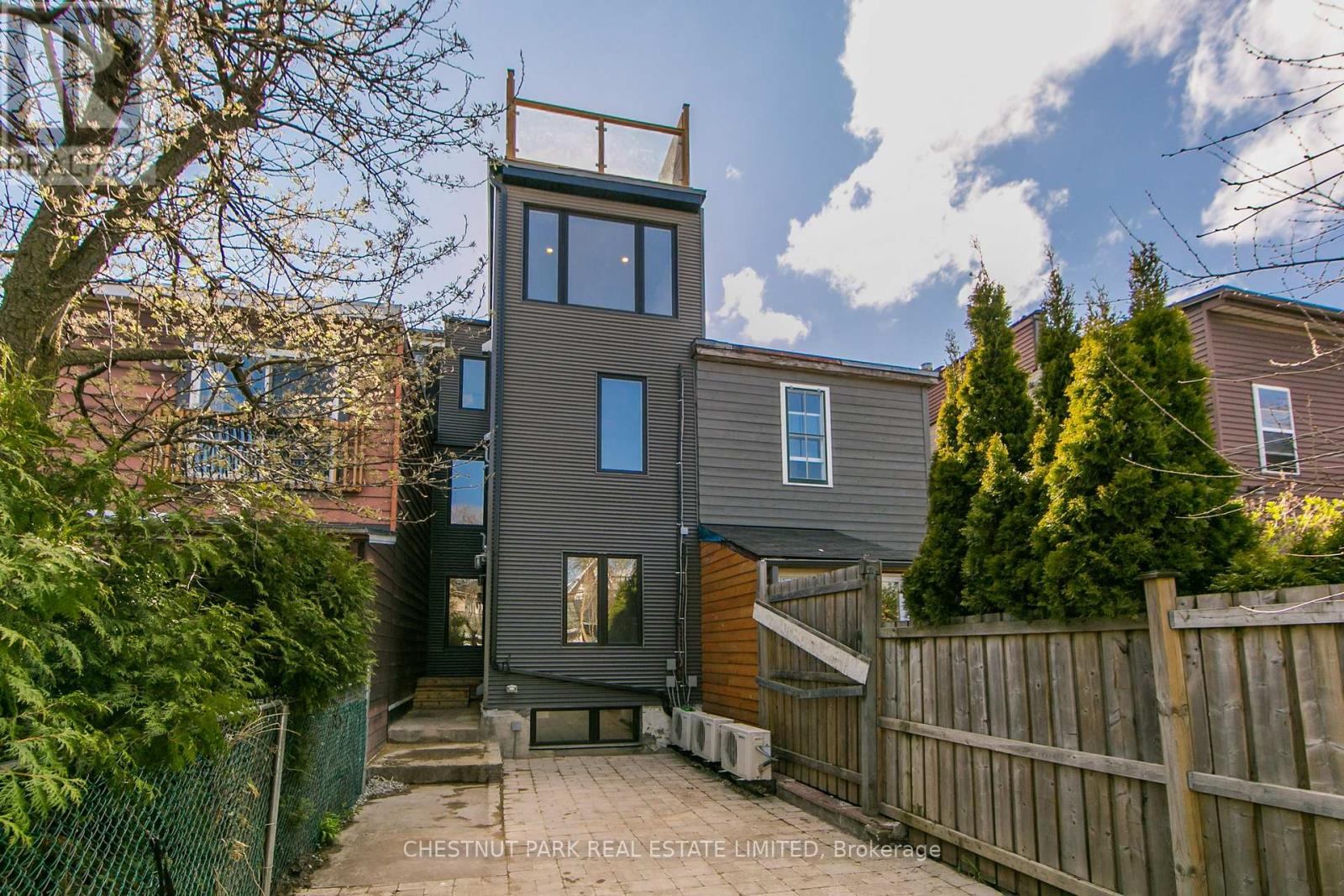 Main - 379 St Clarens Avenue, Toronto, Ontario  M6H 3W2 - Photo 13 - C12807340