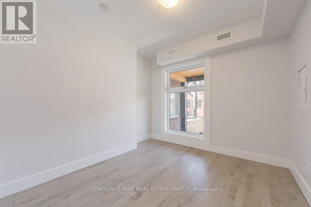 Main - 379 St Clarens Avenue, Toronto, Ontario  M6H 3W2 - Photo 8 - C12807340