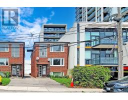 80 LANARK AVENUE, Toronto, Ontario
