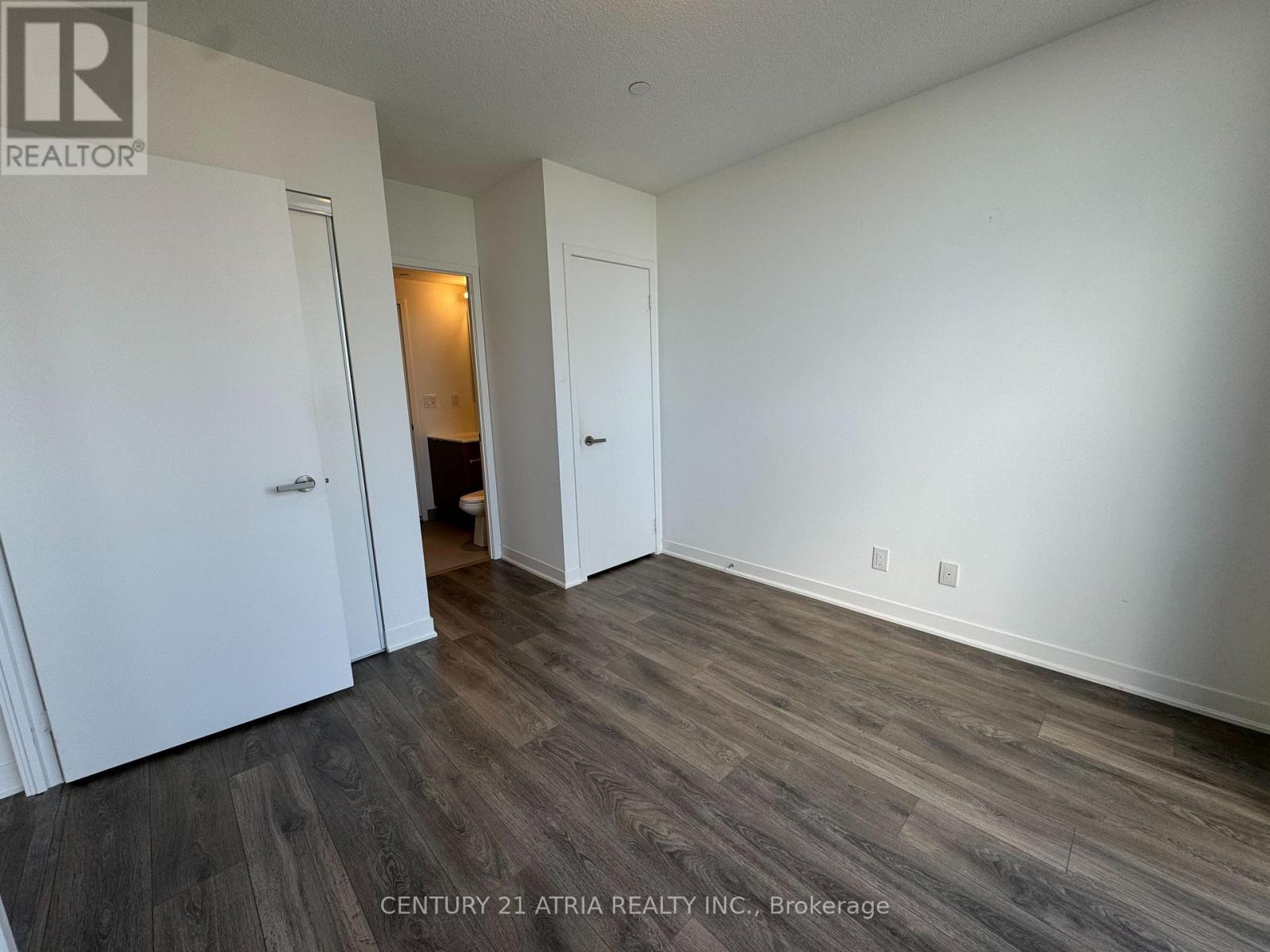 3905 - 88 Harbour Street, Toronto, Ontario  M5J 0C3 - Photo 9 - C12807414