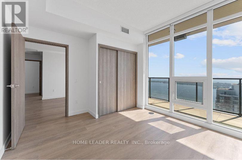 5910 - 3 Concord Cityplace Way, Toronto, Ontario  M5V 0X4 - Photo 12 - C12807448