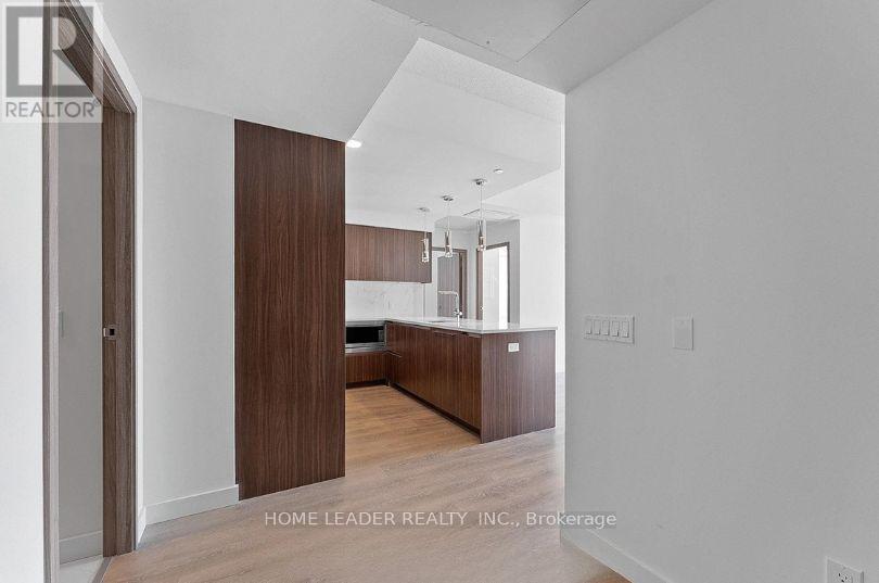 5910 - 3 Concord Cityplace Way, Toronto, Ontario  M5V 0X4 - Photo 2 - C12807448